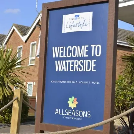 Villa Sea View 3-Bed Heated Pool Eat Bar Kids Park Lowestoft Exterior photo
