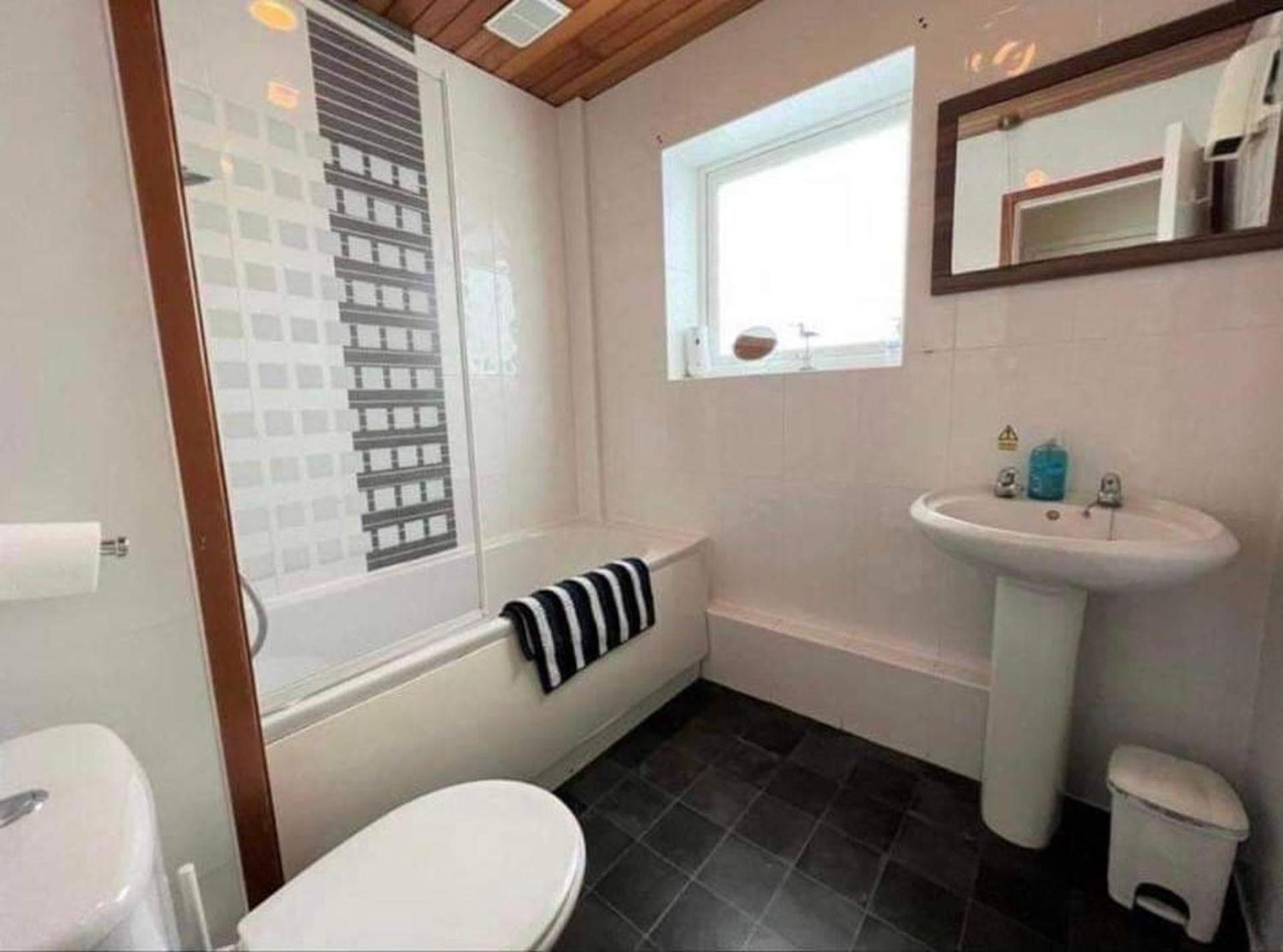 Sea View 3-bed Heated Pool Eat Bar Kids Park Villa
