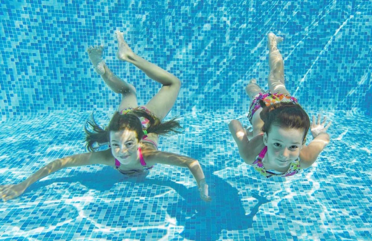 Villa Sea View 3-bed Heated Pool Eat Bar Kids Park